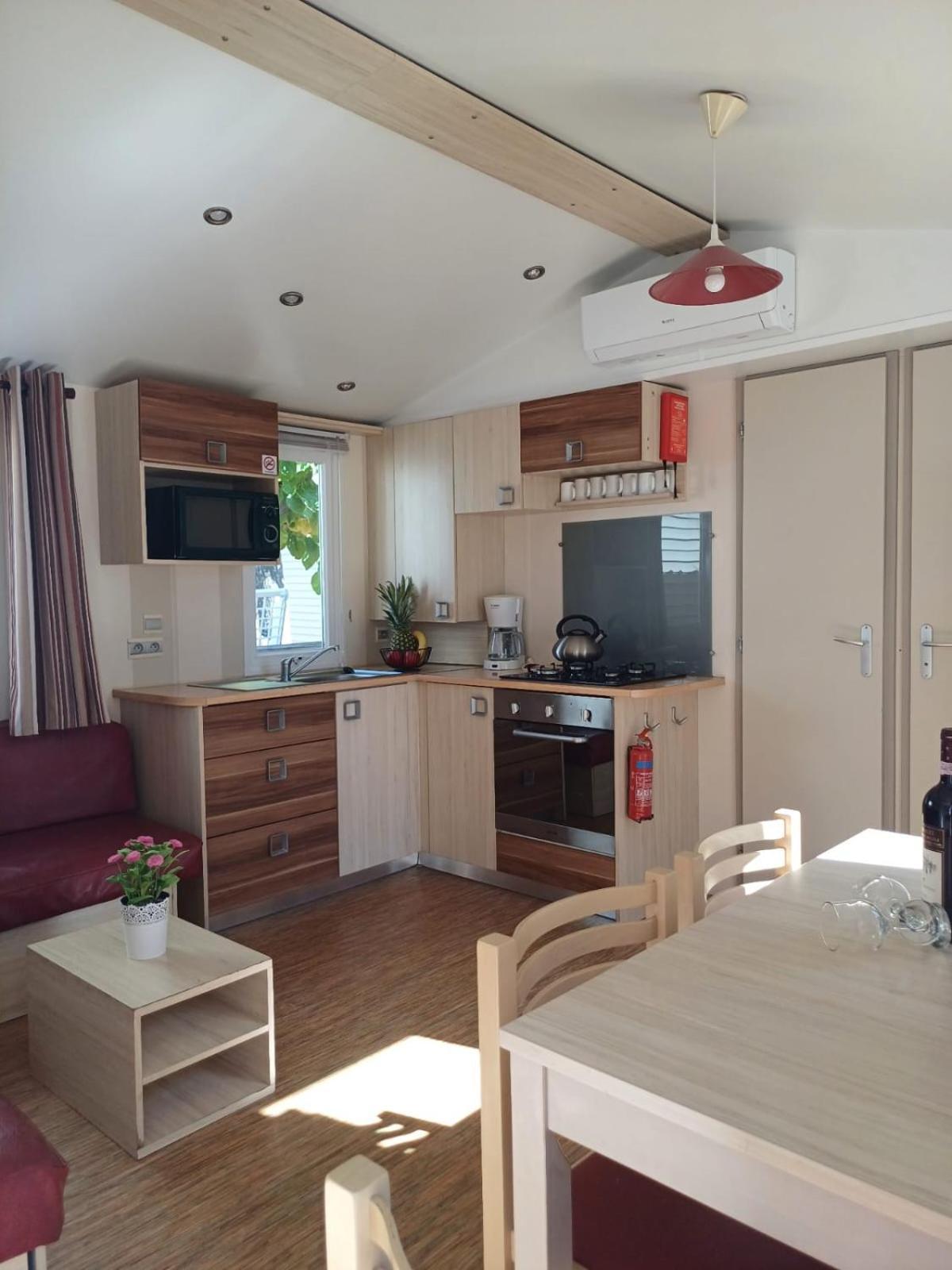 Camping Tucan - Mobile Homes By Lifestyle Holidays Лорет де Мар Екстериор снимка